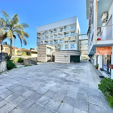 Egv Center By Housilia Appartement Cefalù